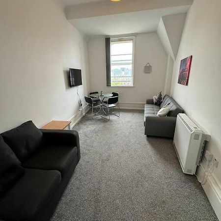 City Center Gem- Flat For 6 In Sheffield Gs404 Exteriör bild